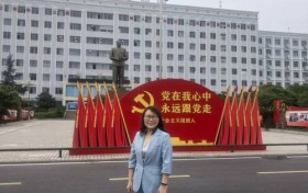 廿五载匠心育桃李守初心砥砺谱华章——记新时代高校教育工作者陆伟霞的躬耕之路