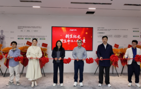 新生纪元科技有限公司盛大开业，携高标准细胞生产工厂服务社会